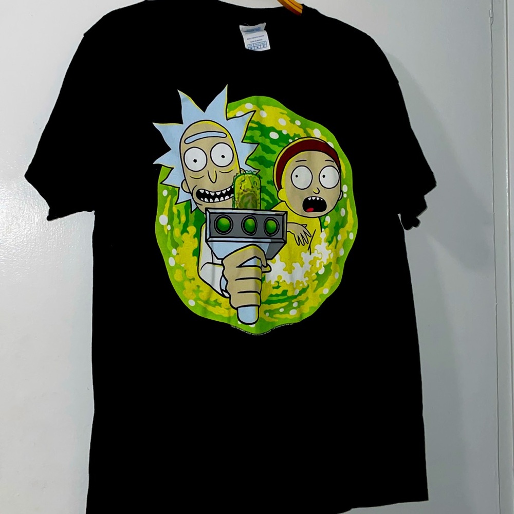 Black and Green Rick and Morty T-Shirt Size Medium Men’s